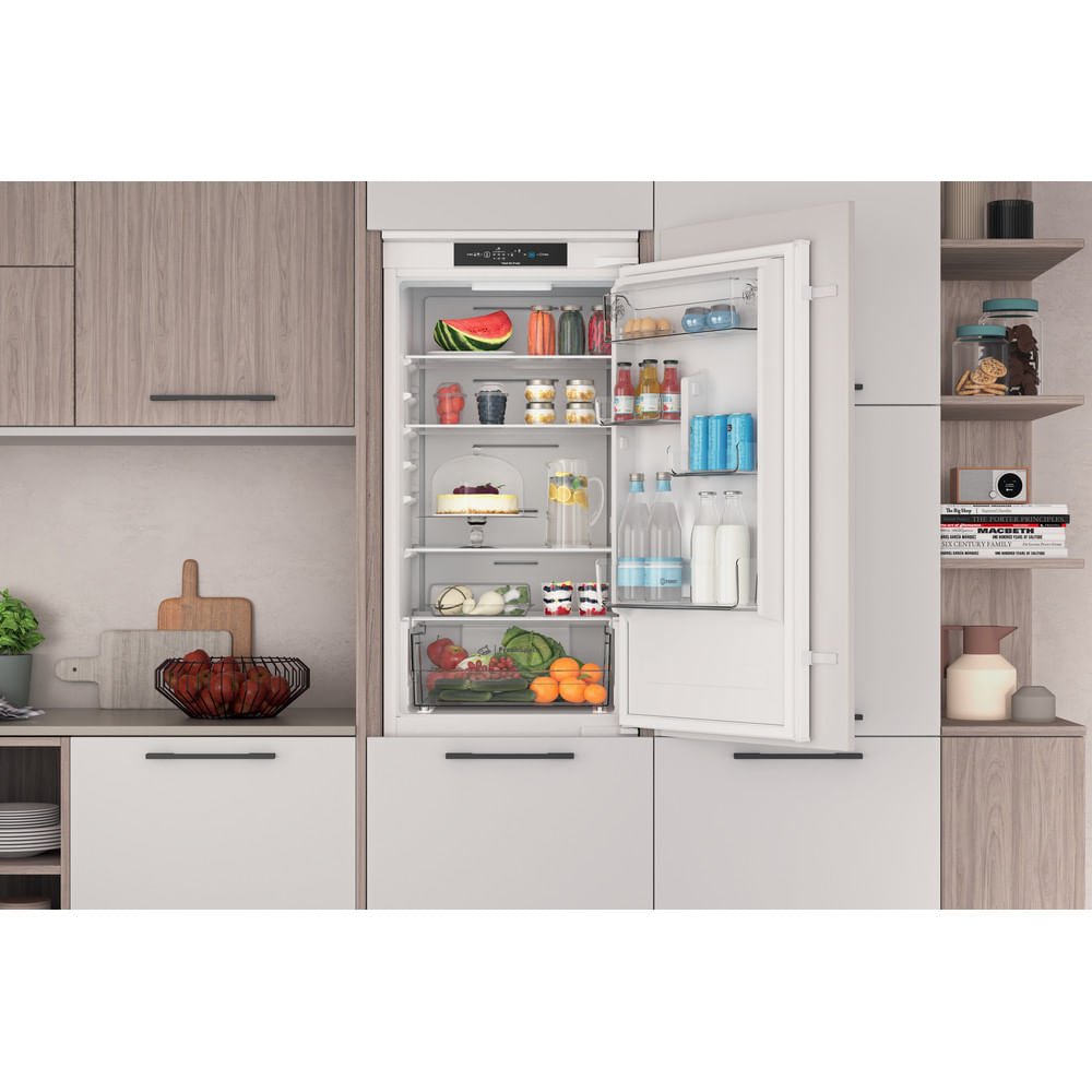 Indesit INC18 T311 Ingebouwd 250 l F Wit - Afbeelding 5
