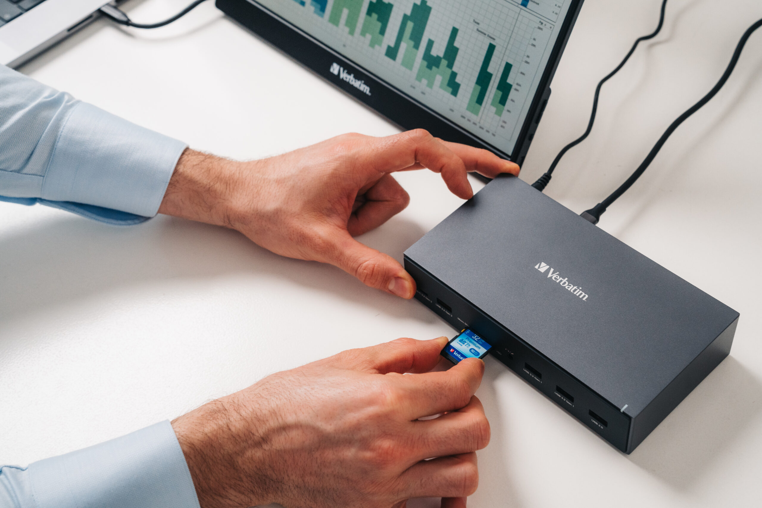 Verbatim USB-C Pro docking station CDS-17: 17 poorten - Afbeelding 8