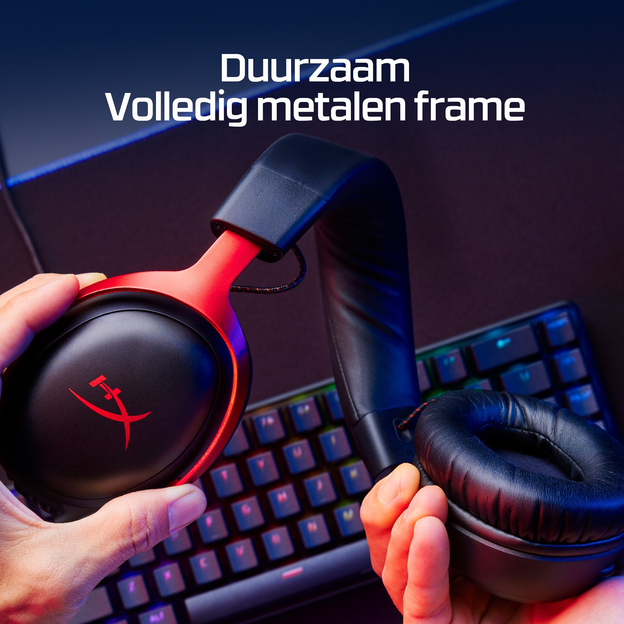 HyperX Cloud III - Gamingheadset (zwart/rood) - Afbeelding 2